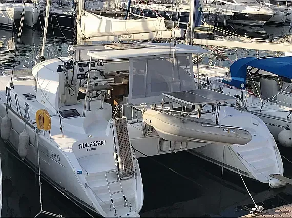 Lagoon 380 in Athens / Alimos Marina - image 1