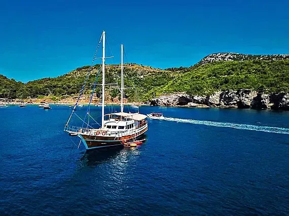 Gulet in Split / Port of Split / East Harbour - image 1