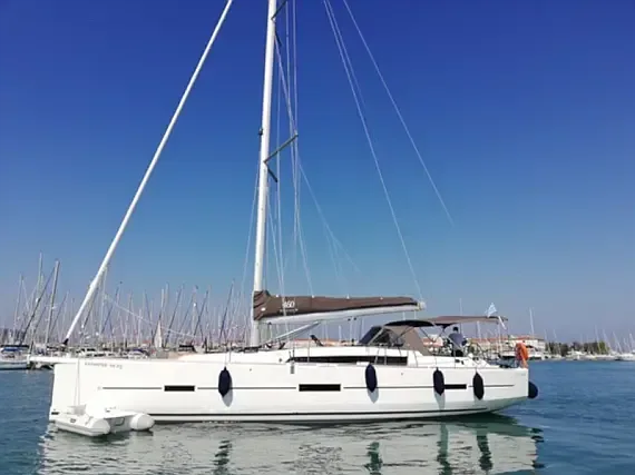 Dufour 460 Grand Large in Palairos / Marina Paleros - image 1