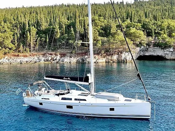 Hanse 508 in Kefalonia / Sami Port - image 1