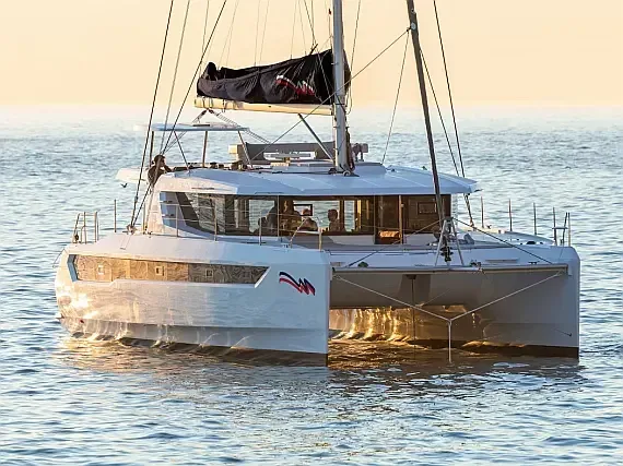 Leopard 52 in St. Lucia / Castries / Rodney Bay Marina - image 1