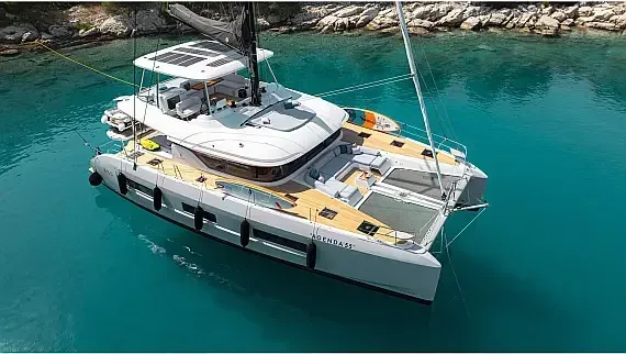 Lagoon 55 in Kaštel Gomilica / Marina Kaštela - image 1