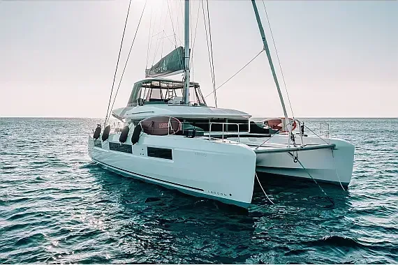 Lagoon 50 in Preveza Marina - image 1