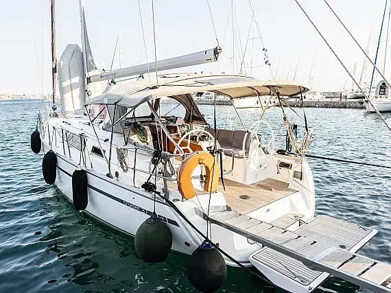 Bavaria Cruiser 37 in Athens / Alimos Marina - image 1