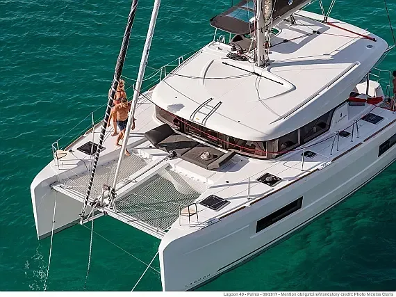 Lagoon 40 in Volos / Port of Volos - image 1