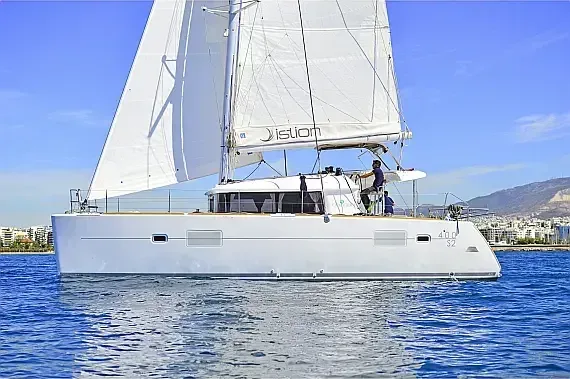 Lagoon 400 S2 in Lefkada / D-Marin Marina Lefkas - image 1