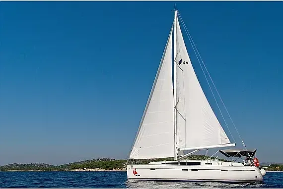 Bavaria 46 Cruiser in Murter / Marina Hramina - image 1