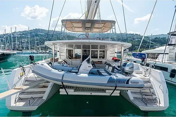 Lagoon 52F in Sicily / Capo d'Orlando Marina - image 1