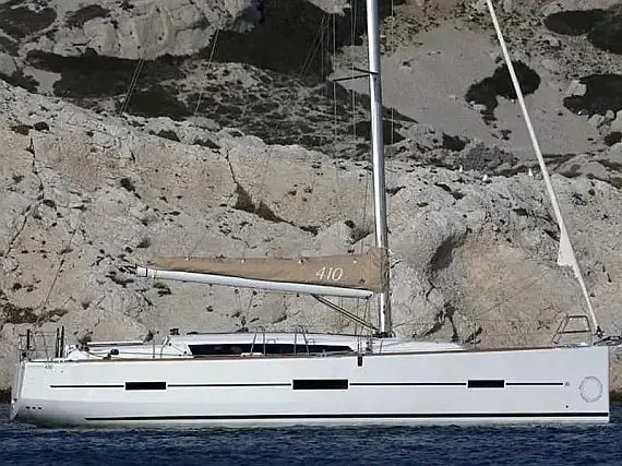 Dufour 410 Grand Large in Marmaris / Netsel Marmaris Marina - image 1