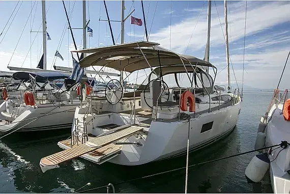 Jeanneau 54 in Paros / Piso Livadi Port - image 1