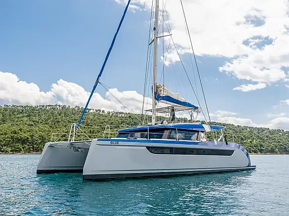 Luna 49 in Split / MCI Marine Club International - image 1