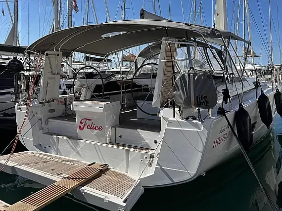 Hanse 460 in Seget Donji / Marina Baotić - image 1