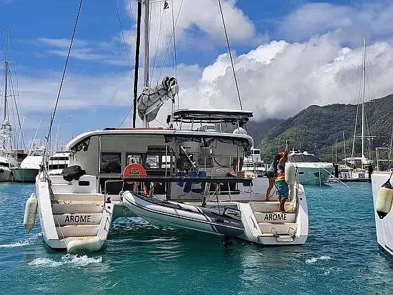 Lagoon 450 Sport in Eden Island / Mahe, Victoria / Eden Island Marina - image 1