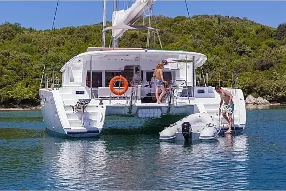 Lagoon 450 Fly in Lefkada / Marina Perigiali - image 1