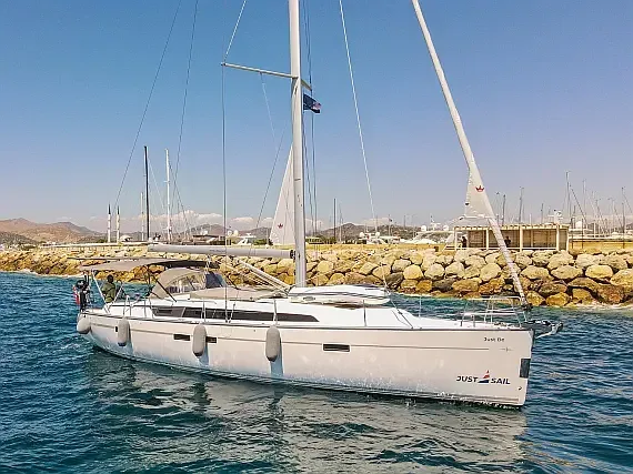 Bavaria Cruiser 46 in Göcek Mucev Marina - image 1