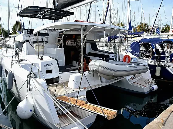 Lagoon 42 in Skiathos - image 1