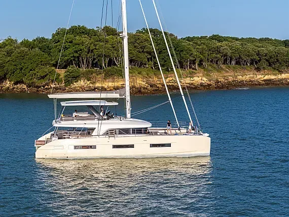 Lagoon Sixty 5 in Hellinikon - Athens / Agios Kosmas Marina - image 1