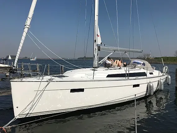 Bavaria 41 Cruiser in Yerseke - image 1