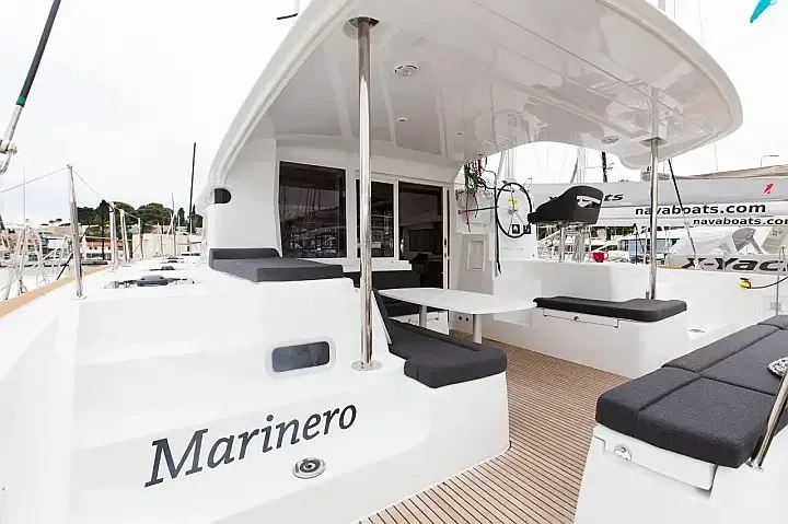 Lagoon 40 in Lavrion / Olympic Marina - image 1