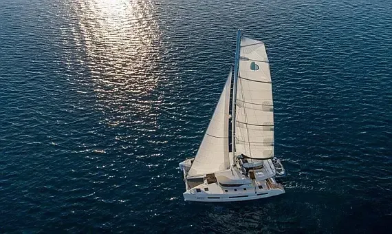 Lagoon 50 in Marina Agana - image 1