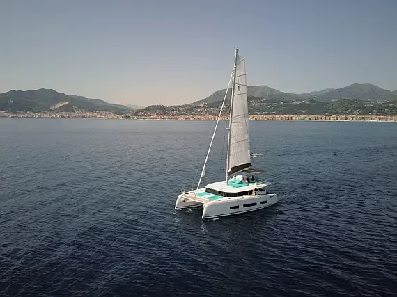 Dufour Catamaran 48 in Castiglioncello / Marina Cala de' Medici - image 1