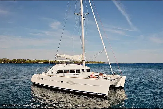 Lagoon 38 in Hyeres - image 1