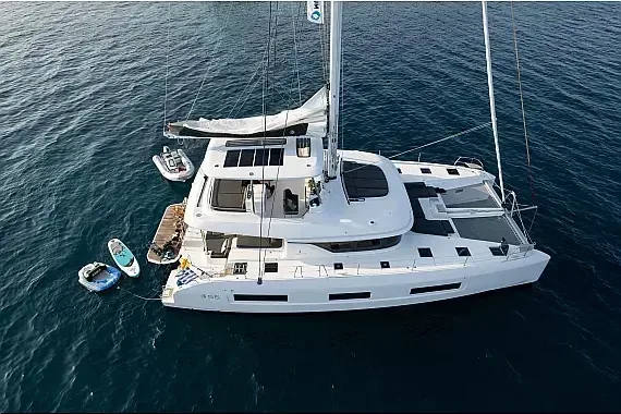 Lagoon 55 in Lavrion / Olympic Marina - image 1