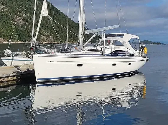 Bavaria 44 Vision in Hjellestad Marina - image 1