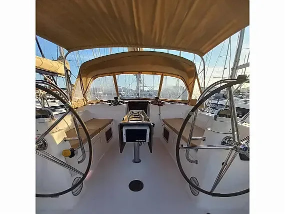 Dufour 450 Grand Large in Marmaris / Netsel Marmaris Marina - image 1