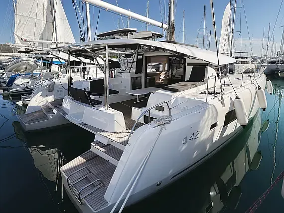 Lagoon 42 in Sukošan / D-Marin Dalmacija Marina - image 1