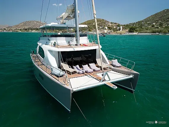 Catamaran in Nea Peramos - Attica / Nea Peramos - image 1