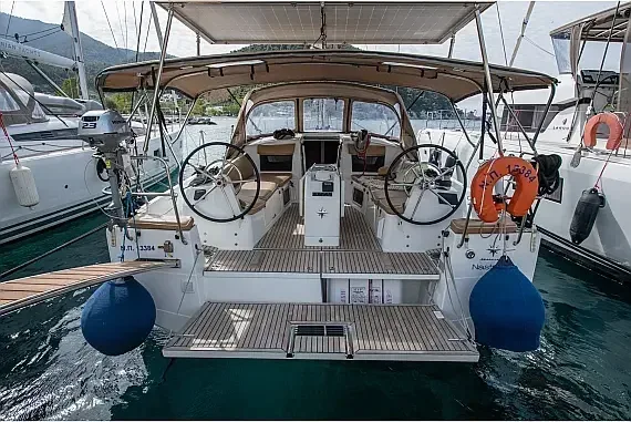 Sun Odyssey 410 in Skopelos / Elios / Neo Klima - image 1