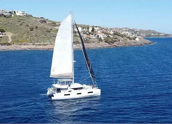 Lagoon 46 in Lavrion / Olympic Marina - image 1
