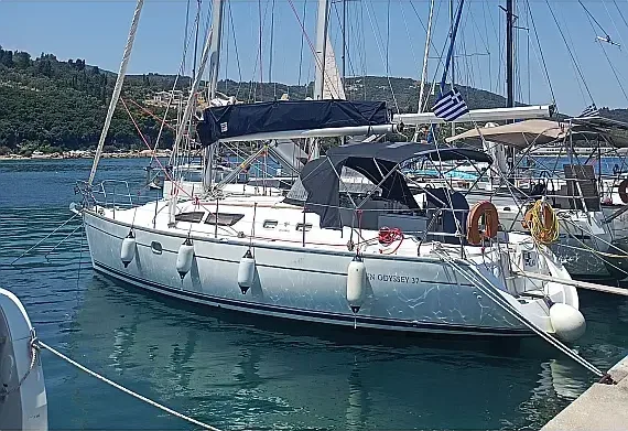 Sun Odyssey 37 in Lefkada / Nikiana Marina - image 1