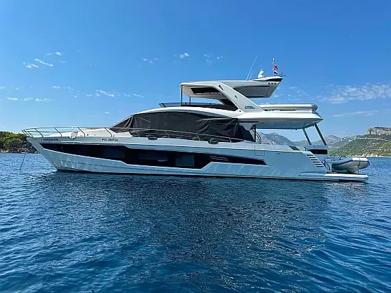 Galeon 680 Fly in Dubrovnik / Marina Frapa Dubrovnik - image 1