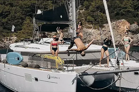 Lagoon 450 in Fethiye / Yacht Club Mai - image 1
