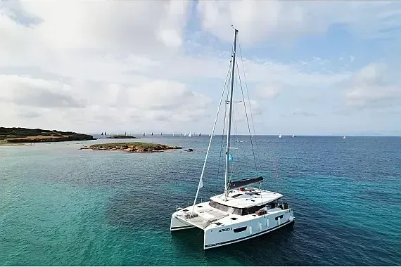 Astréa 42 in Paros port - image 1