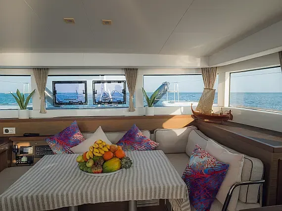 Lagoon 40 in Maldives / Malé - image 1