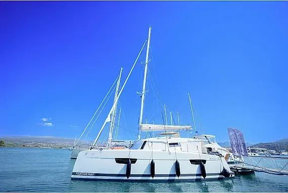 Astréa 42 in Lefkada / Port of Lefkas - image 1