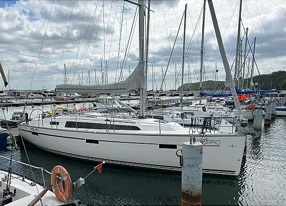 Bavaria 37 Cruiser in Gdansk / Przystan Cesarska - image 1