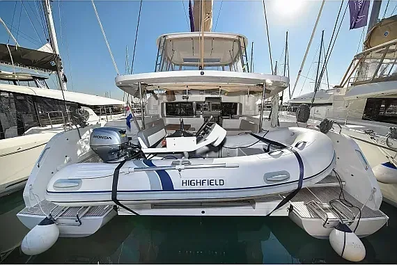 Lagoon 46 in Sukošan / D-Marin Dalmacija Marina - image 1