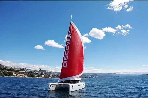 Lagoon 52F in Marina Agana - image 1