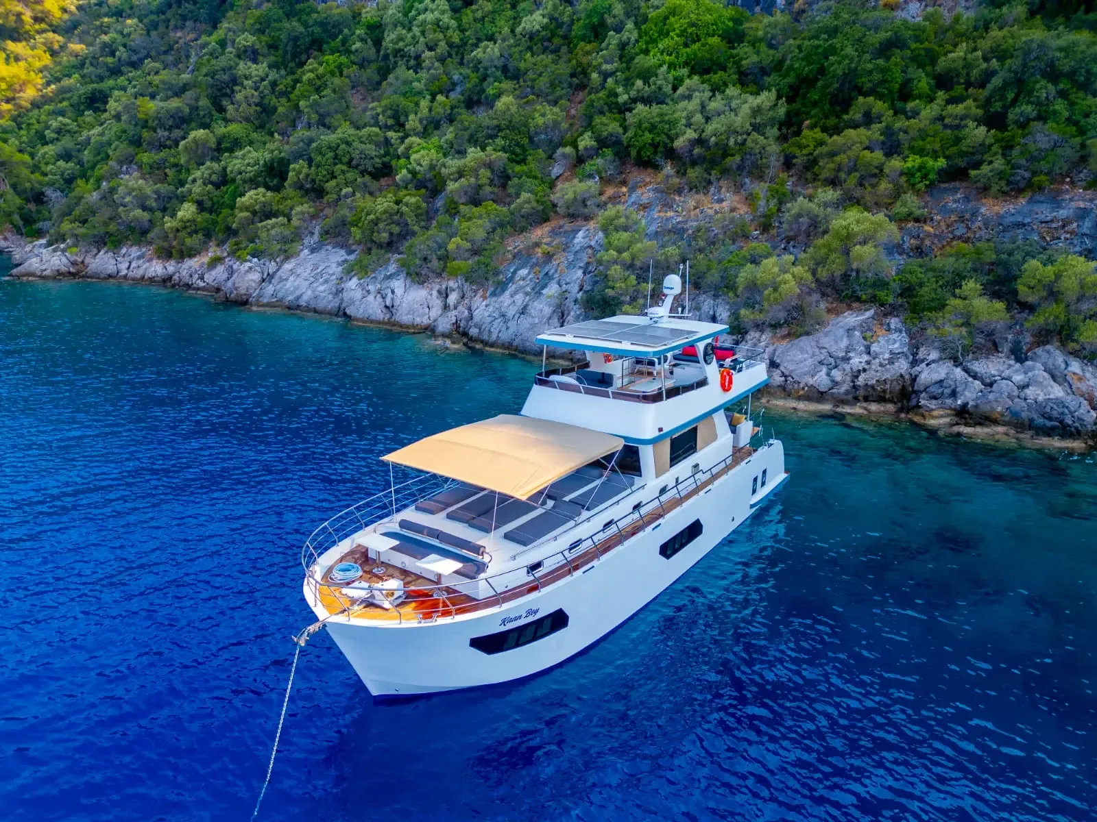 Motoryacht in Göcek Mucev Marina - image 1