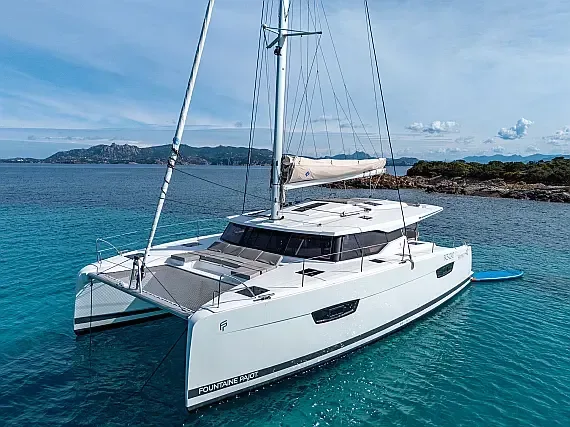 Astréa 42 in Sardinia / Cannigione - image 1