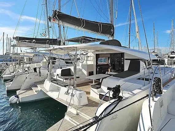 Lagoon 42 in Sukošan / D-Marin Dalmacija Marina - image 1