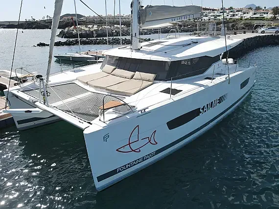 Lucia 40 in Ibiza / Marina Port Ibiza - image 1