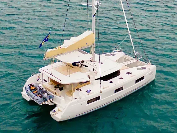 Lagoon 46 in Šibenik / D-Marin Marina Mandalina - image 1