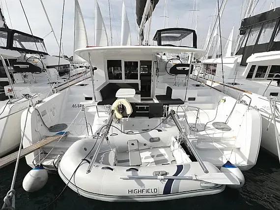 Lagoon 40 in Sukošan / D-Marin Dalmacija Marina - image 1
