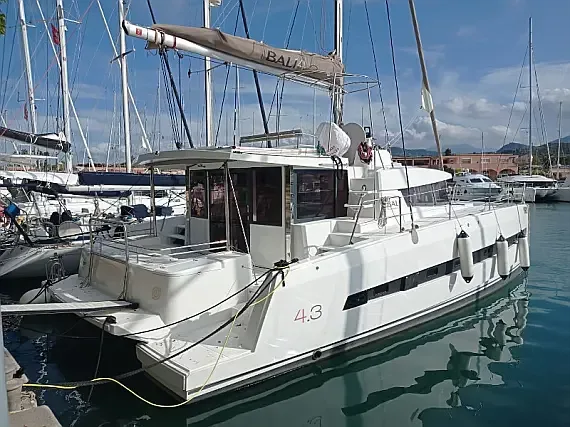 Bali 4.3 in Sardinia / Cannigione - image 1