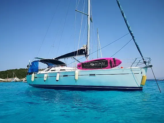 Oceanis 393 in Lefkada / D-Marin Marina Lefkas - image 1